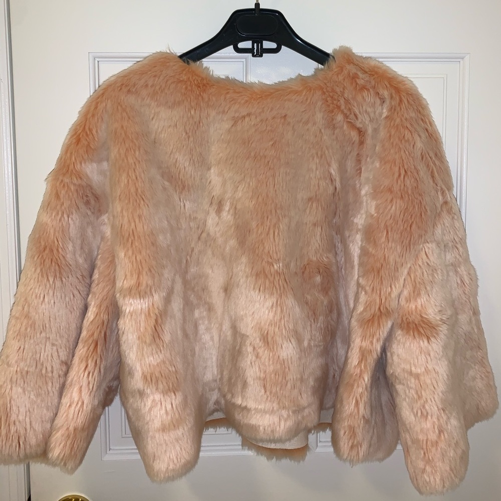 Zara faux fur top
